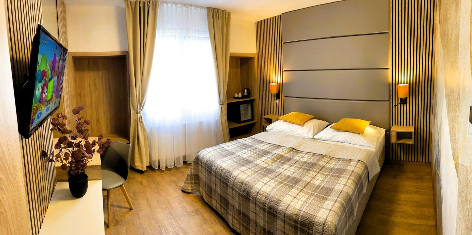 Hotel Benica Benesov  Eksteriør bilde