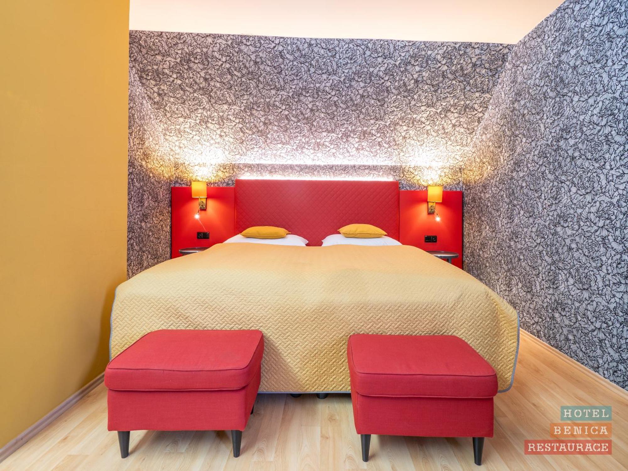 Hotel Benica Benesov  Eksteriør bilde
