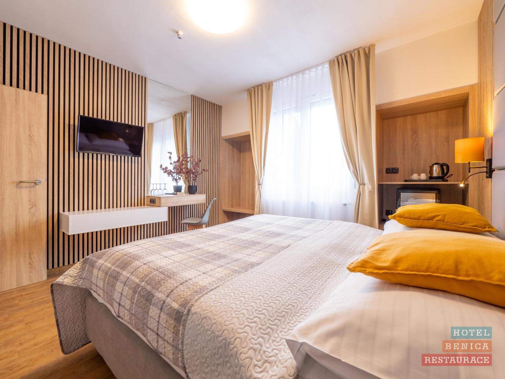 Hotel Benica Benesov  Eksteriør bilde