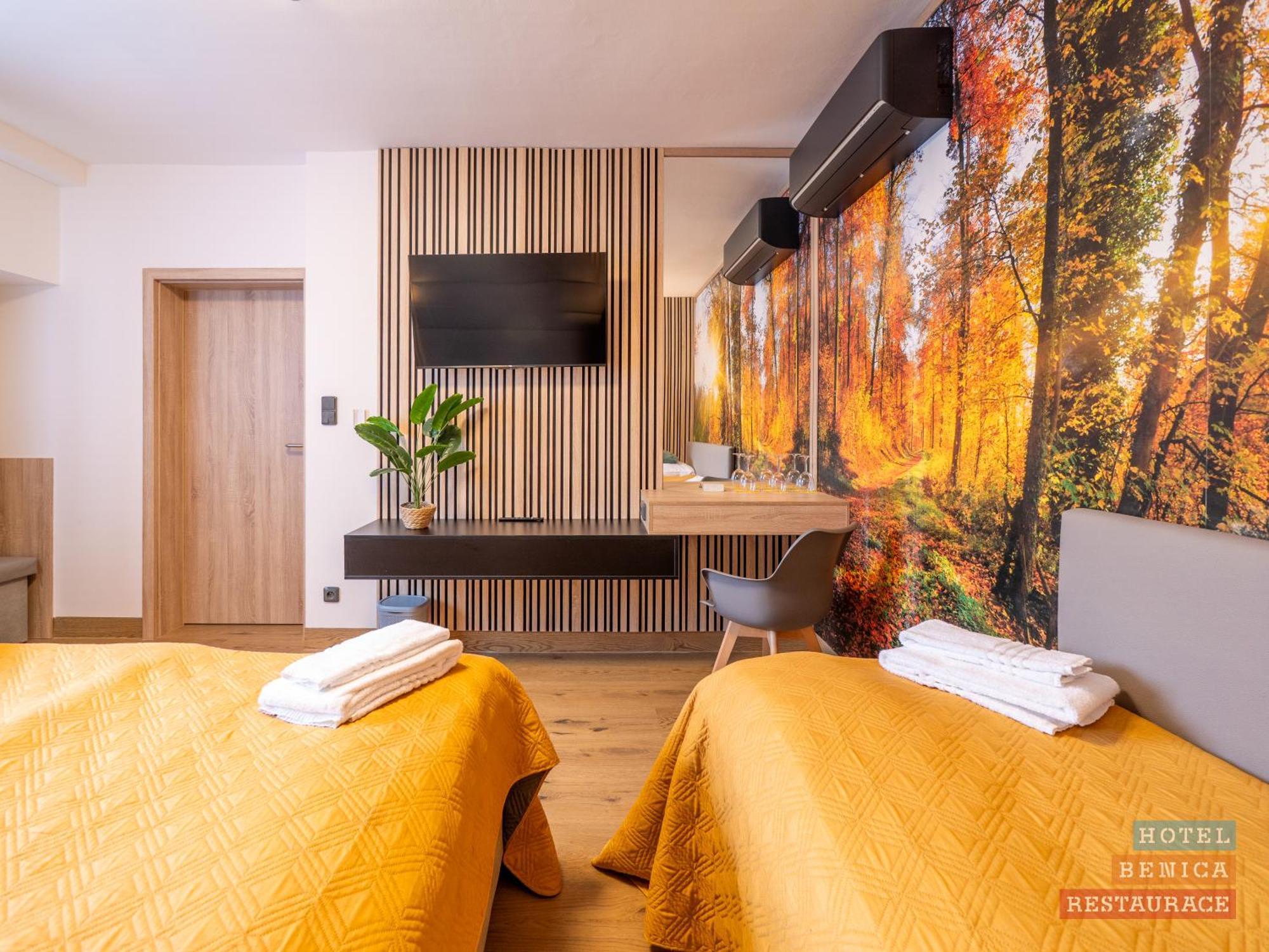 Hotel Benica Benesov  Eksteriør bilde
