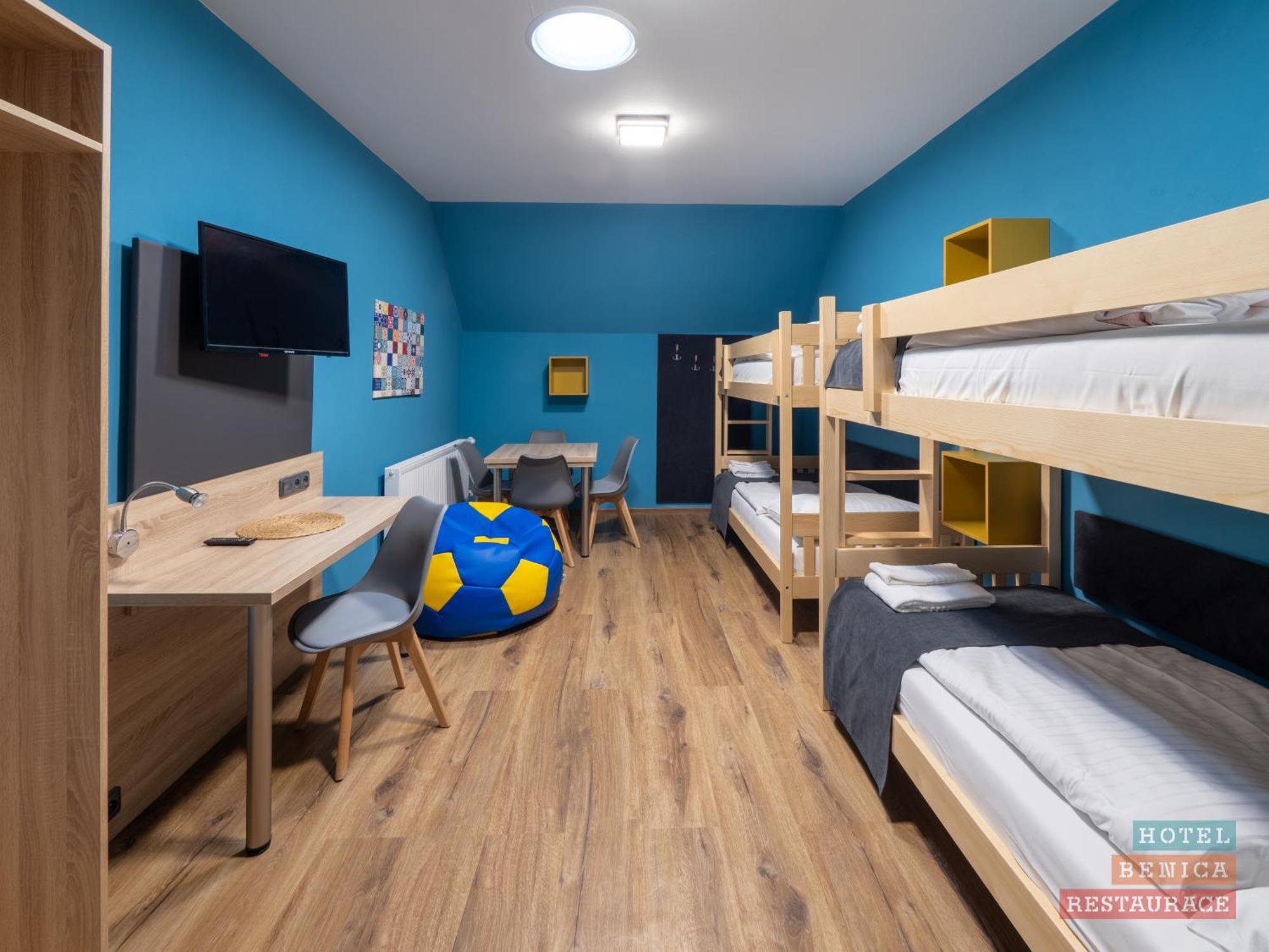 Hotel Benica Benesov  Eksteriør bilde